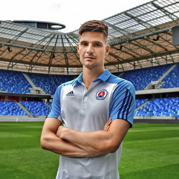 Dominik chcel ísť do zahraničia, ale nakoniec je z toho Slovan.