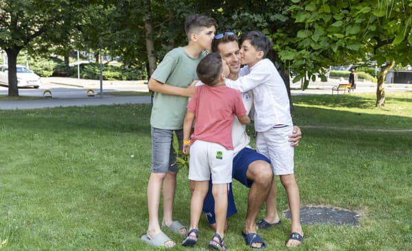 Traja synovia vodáka Beňuša - Simon, Tobiáš a Sebastián ocina pred odchodom na OH vybozkávali.