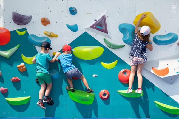 Na bratislavskej Kuchajde odštartoval olympijský festival. Potrvá, podobne ako samotné hry, do 11. augusta. Ponúkne viac ako 30 športov a každý návštevník si určite nájde ten svoj. 