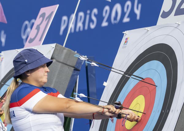 Na snímke slovenská lukostreľkyňa Denisa Baránková počas kvalifikácie olympijského luku žien.