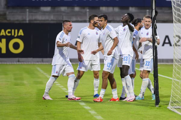 Slovan Bratislava si z Celje odniesol cennú remízu.