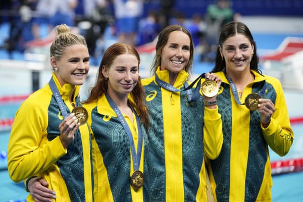 Austrálčanky v zložení Mollie O'Callaghanová, Shayna Jacková, Emma McKeonová a Meg Harrisová vytvorili v sobotu nový olympijský rekord s časom 3:28,92 minúty.