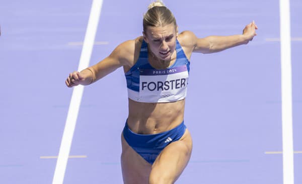 Na snímke slovenská šprintérka Viktória Forsterová v rozbehoch na 100 m žien.