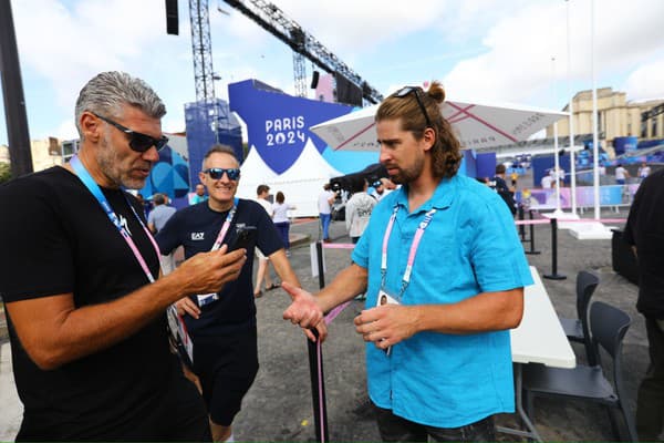 Peter Sagan bol špeciálnym hosťom pri otvorení pretekov cestnej cyklistiky na OH 2024 v Paríži.