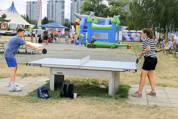 Olympijský festival na bratislavskej Kuchajde je plný športu a zábavy.