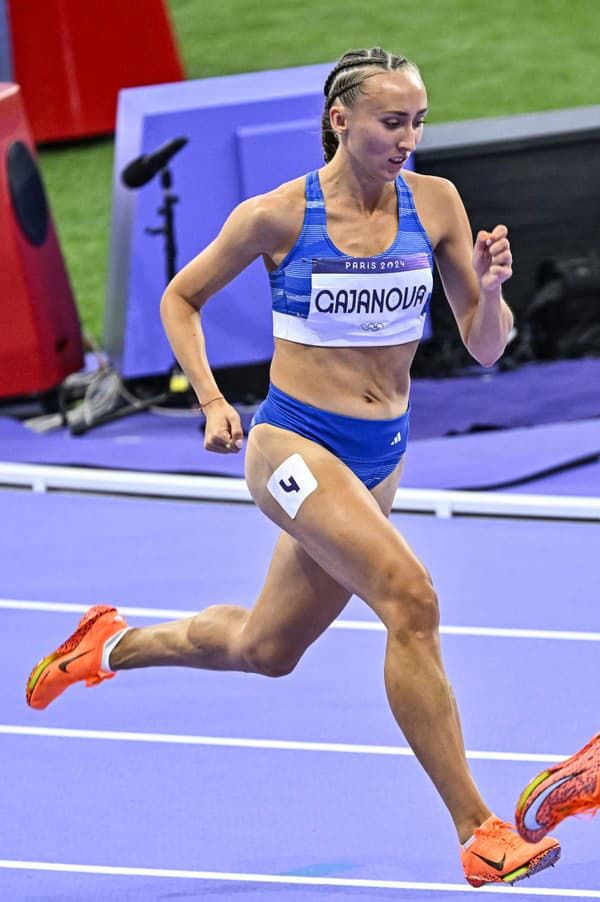 Slovenská atlétka Gabriela Gajanová počas semifinále behu na 800 metrov na XXXIII. letných olympijských hrách v Paríži 