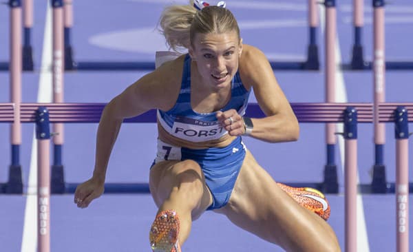 Na snímke slovenská šprintérka Viktória Forsterová v rozbehoch na 100 m cez prekážky žien.