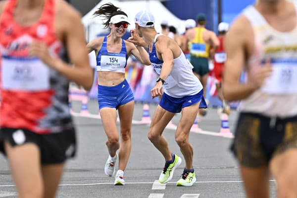 Dominik Černý a Hana Burzalová boli po miešanej maratónskej štafete spokojní.