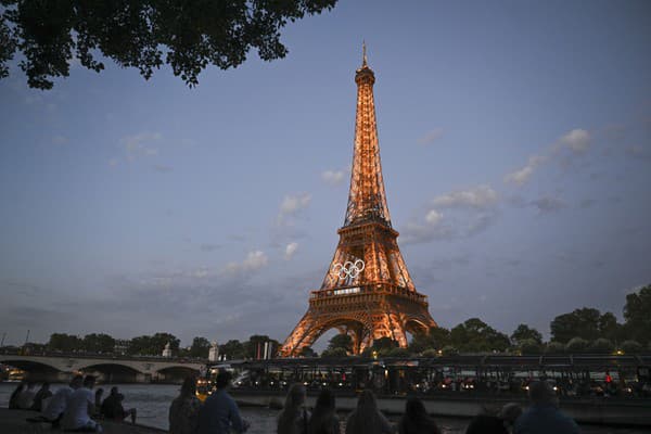 Parížska dominanta Eiffelova veža.