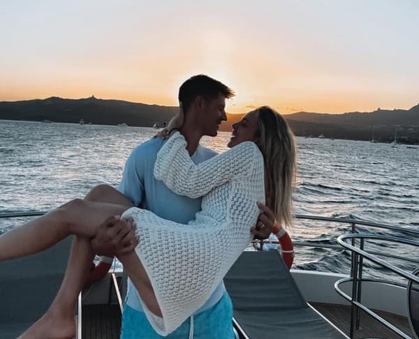 Alvaro Morata a Alice Campellová oznámili rozchod.