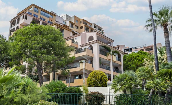 Saganova ex býva v luxusnom apartmáne v časti Fontvieille.