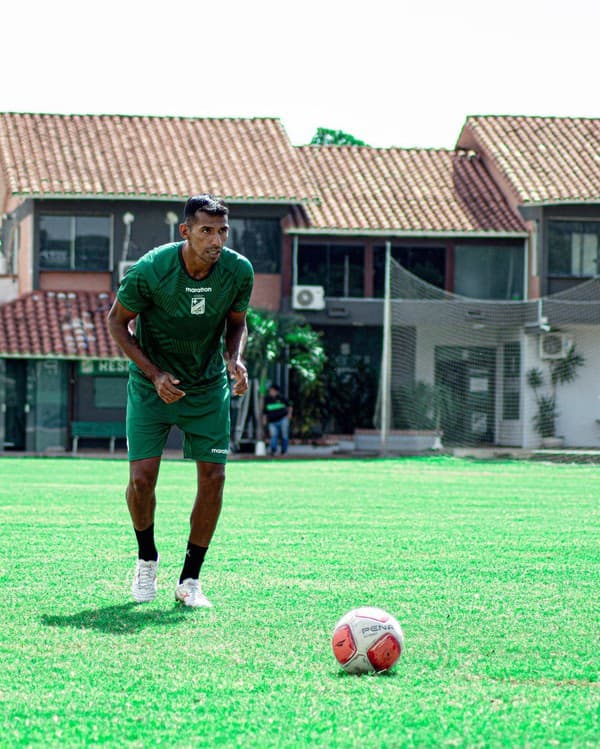 Bolívijský futbalista Gilbert Álvarez ukázal krásne gesto fair-play.