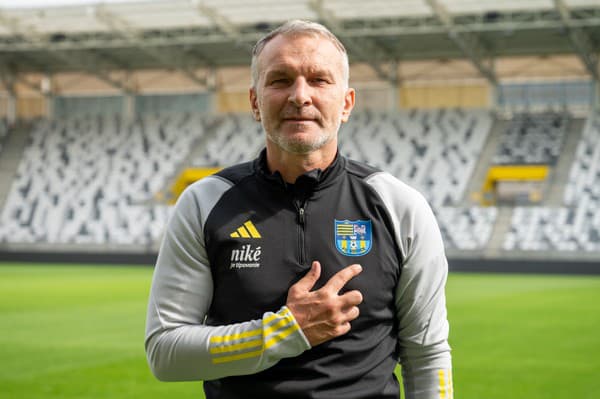 Na snímke nový český tréner futbalistov FC Košice Roman Skuhravý.