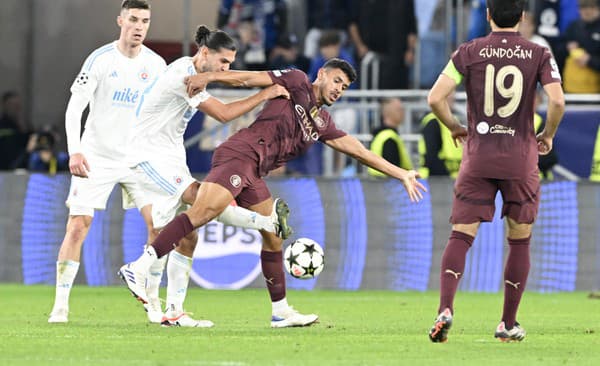 Matheus Nunes (City) v stretnutí proti Slovanu Bratislava.