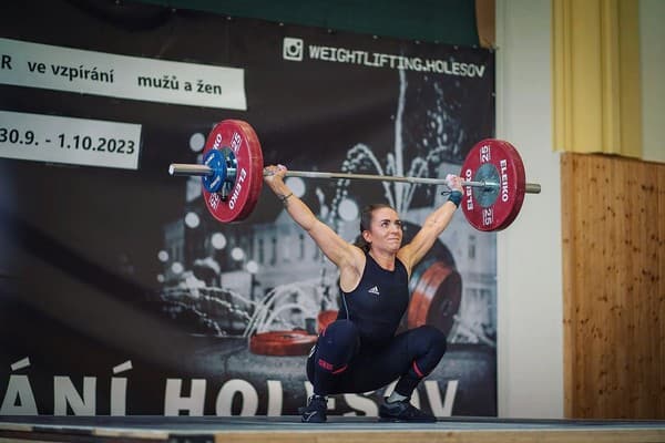 České juniorské reprezentantky vo vzpieraní sa rozhodli ukázať svoje telá v kalendári.