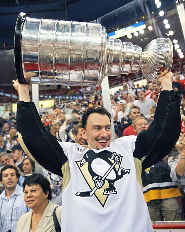 2009 - S Pittsburghom získal aj Stanleyho pohár.