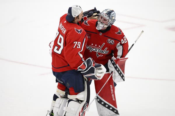  Hokejisti Washingtonu Capitals vyhrali v zámorskej NHL už piaty duel za sebou.