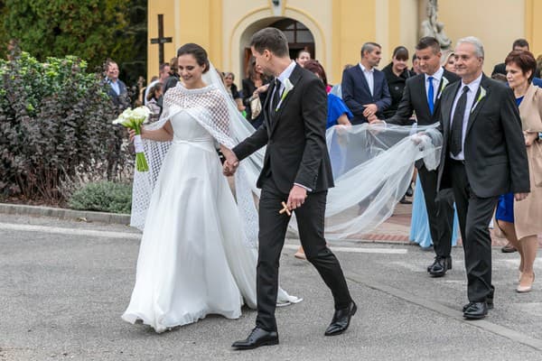 Danka Barteková a ženích Patrik Hrbek po svadobnom obrade