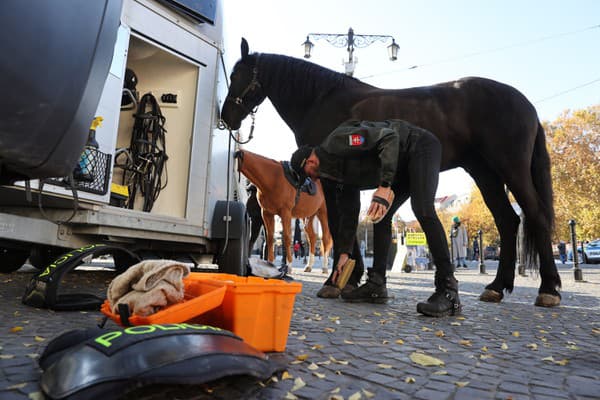 V akcii bola aj jazdná polícia.