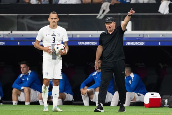 Tréner slovinskej futbalovej reprezentácie Matjaž Kek.