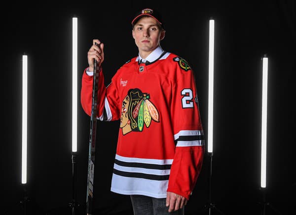 18. Arťom Levšunov (19) - Bielorusko / Chicago Blackhawks