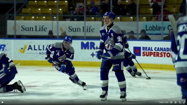 Po vynesení rozsudku sa upísal kanadskému klubu z OHL Sudbury Wolves.