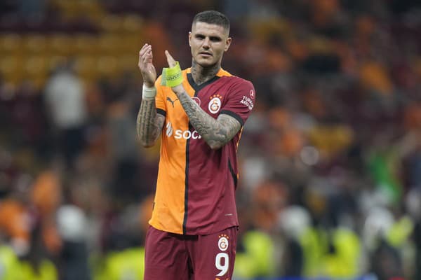 Mauro Icardi v drese tureckého Galatasaray Istanbul.