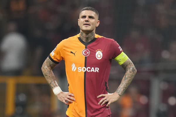 Mauro Icardi v drese tureckého Galatasaray Istanbul.