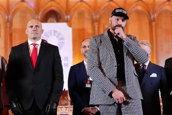 Hviezdni boxeri Oleksandr Usyk a Tyson Fury.