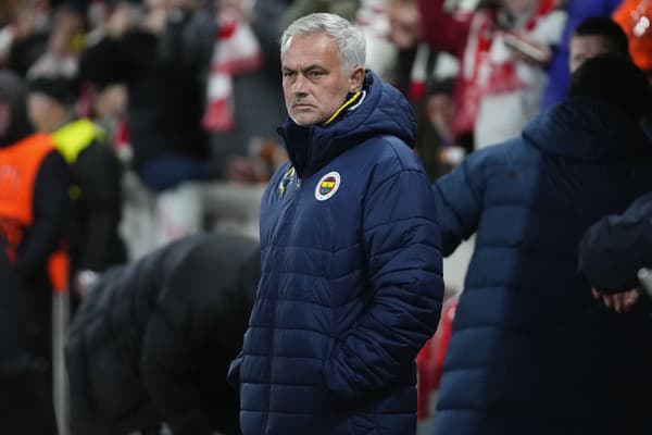 José Mourinho počas zápasu so Slaviou Prahou