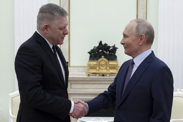 Slovenský premiér Robert Fico sa stretol s ruským prezidentom Vladimirom Putinom.