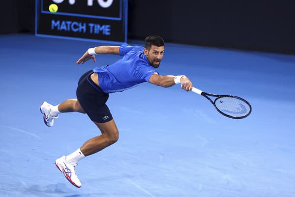 Novak Djokovič senzačne prehral v Brisbane s Opelkom.