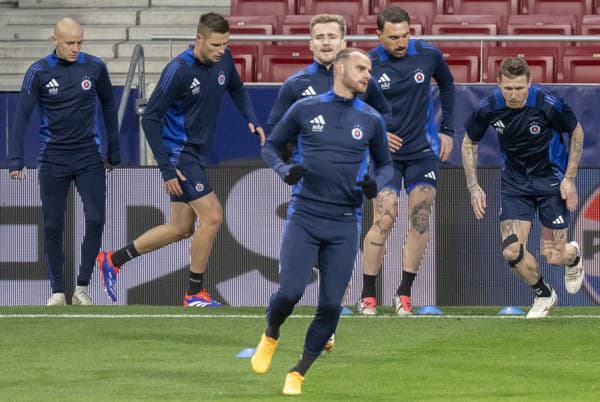 Futbalový Slovan, ktorý v tejto sezóne hrá aj prestížnu Ligu majstrov, odišiel na zimné sústredenie do Kataru.