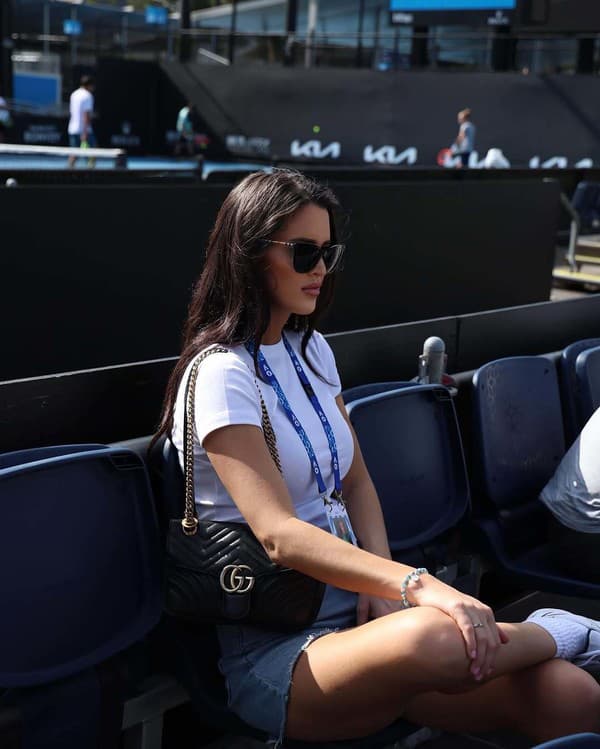 Známa tenisová influencerka Rachel Stuhlmannová na poslednú chvíľu dostala ponuku zúčastniť sa na Australian Open v úlohe trénerky.