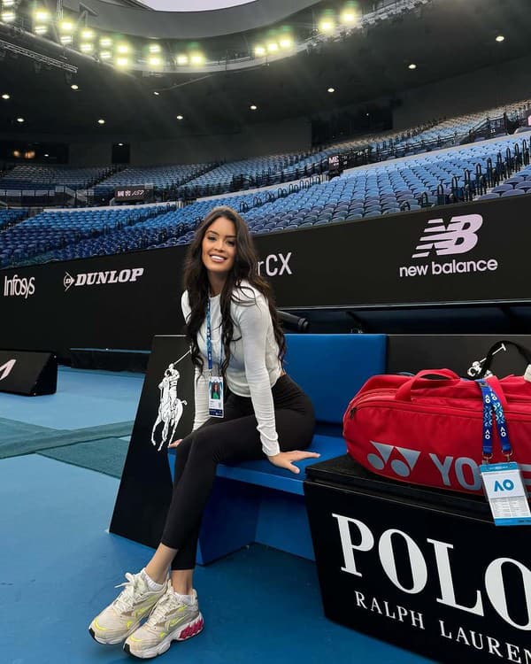 Známa tenisová influencerka Rachel Stuhlmannová na poslednú chvíľu dostala ponuku zúčastniť sa na Australian Open v úlohe trénerky.