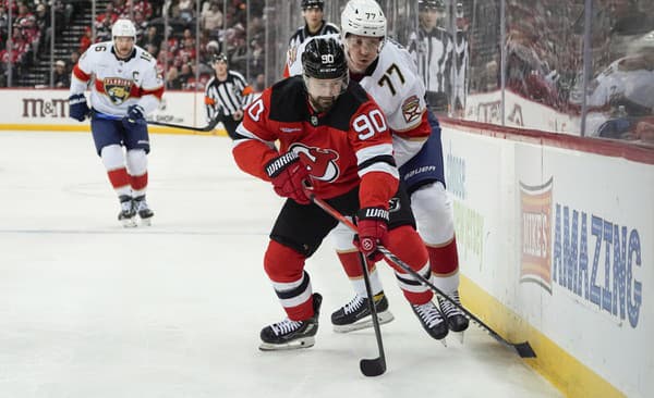 Slovenský útočník Tomáš Tatar v drese New Jersey Devils.