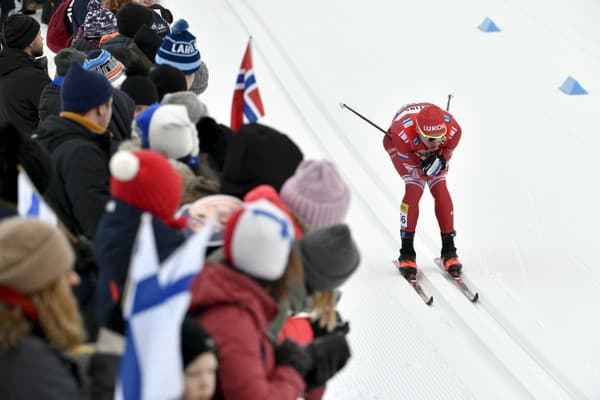 Ruský bežec na lyžiach Alexander Bolšunov mal v poslednom čase smolu.