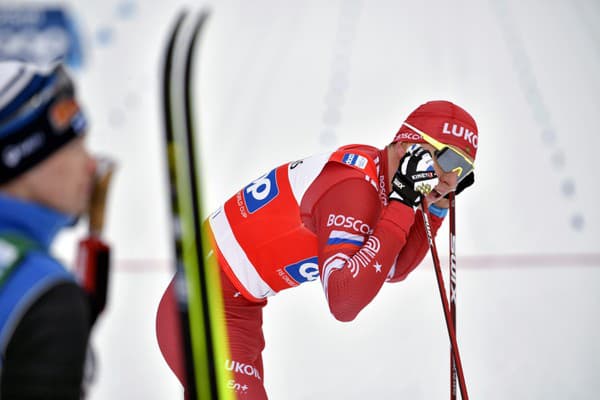 Ruský bežec na lyžiach Alexander Bolšunov mal v poslednom čase smolu.