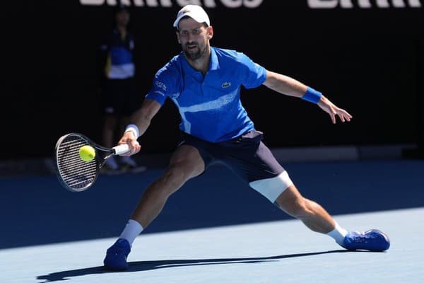 Novak Djokovič semifinále na Australian Open skrečoval.