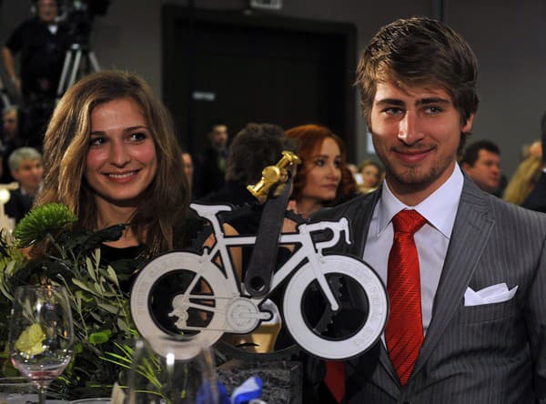 Peter Sagan si Zlatý pedál 2013 poriadne užíval.