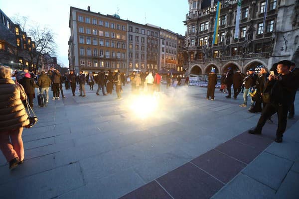 Fanúšikovia Slovana Bratislava zaplavili centrum Mníchova.