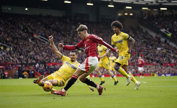 Manchester United podľahol Crystal Palace výsledkom 0:2.