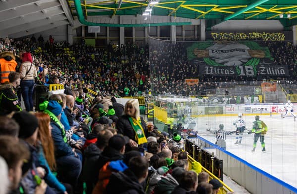 Počas zápasu panovala na štadióne skvelá atmosféra.