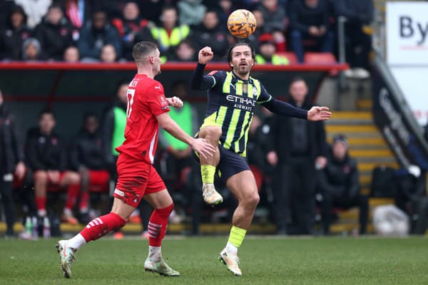 Treťoligový anglický klub Leyton Orient prehral v šestnásťfinále FC Cupu z Manchestrom City 1:2.