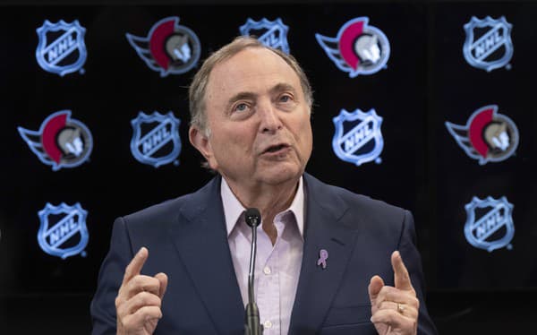 Komisára NHL Gary Bettman potvrdil návrat Svetového pohára v roku 2028.