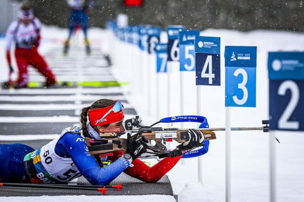 Michaela Straková na trati rýchlostných pretekov na 6 km.