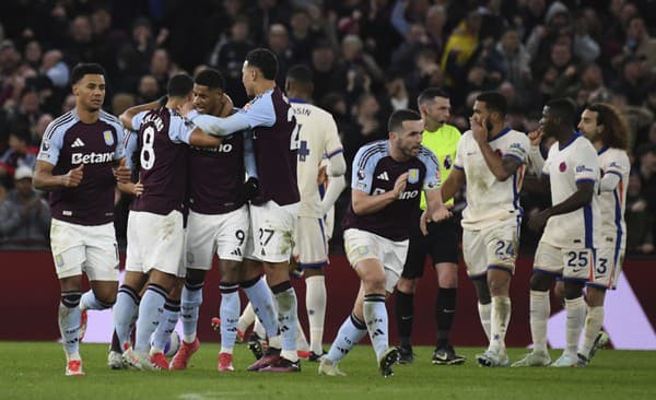 Aston Villa sa priblížila miestenke v európskych pohárových súťažiach.