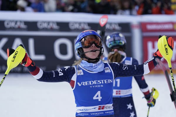 Americká lyžiarka Mikaela Shiffrinová dosiahla jubilejné 100. víťazstvo vo Svetovom pohári.