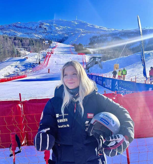 Slovenská lyžiarka Rebeka Jančová si pripísala ďalšie víťazstvo v pretekoch FIS