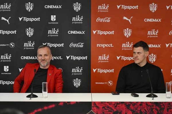 Na snímke nový športový riaditeľ FC Spartak Trnava Martin Škrtel počas tlačovej konferencii.